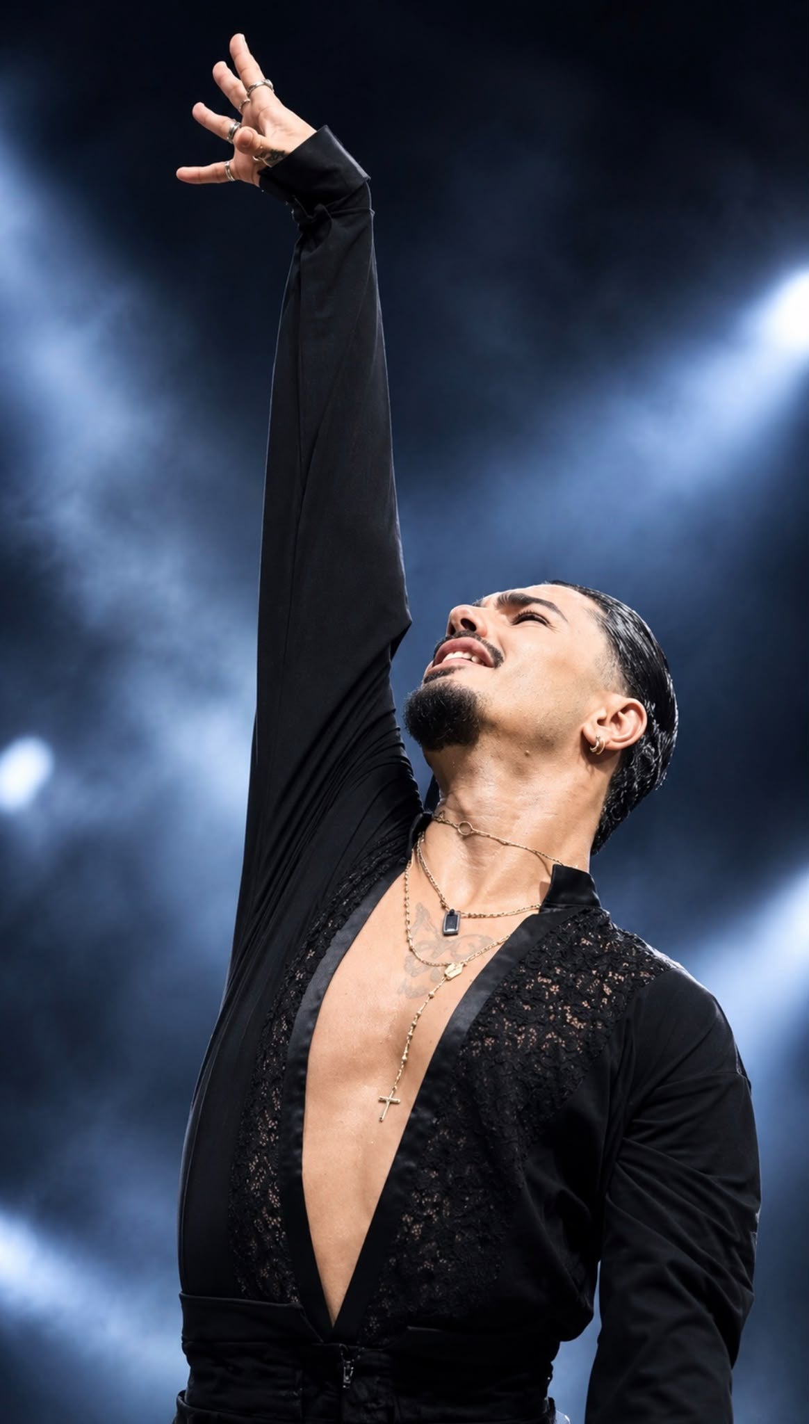 Danza Creazioni presenta il suo nuovo testimonial: Vincenzo Tufano, talento e passione per le danze latino-americane