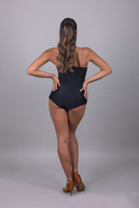 English – Body Latino americano Elegante con Scollo