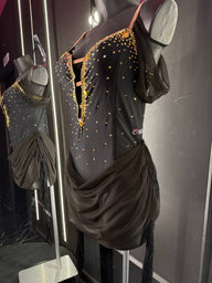 B2B - Abito Latino Donna con Strass Oro o Crystal AB – Eleganza e Movimento