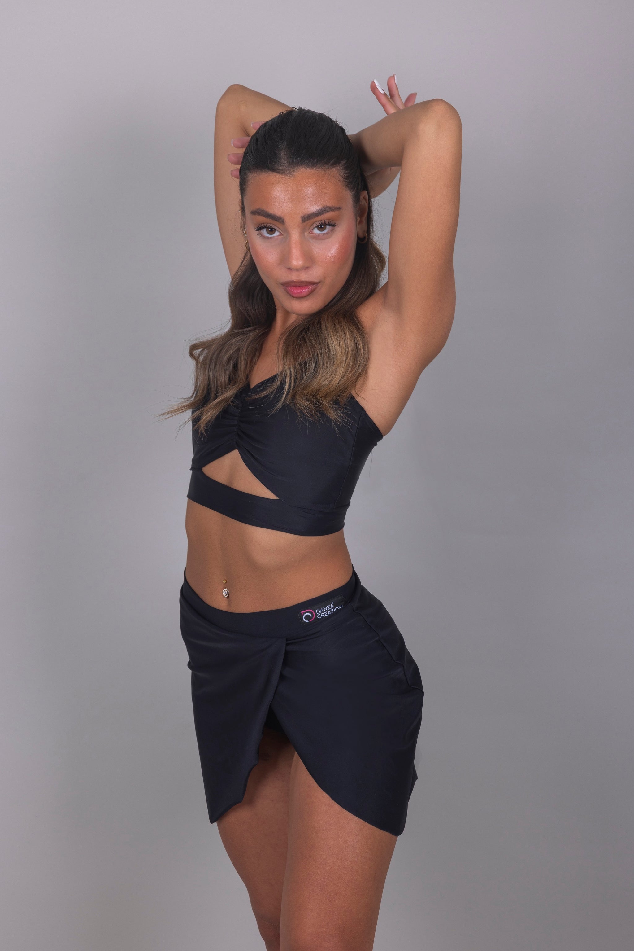 B2B - Mira – Top Latino Allenamento & Outfit