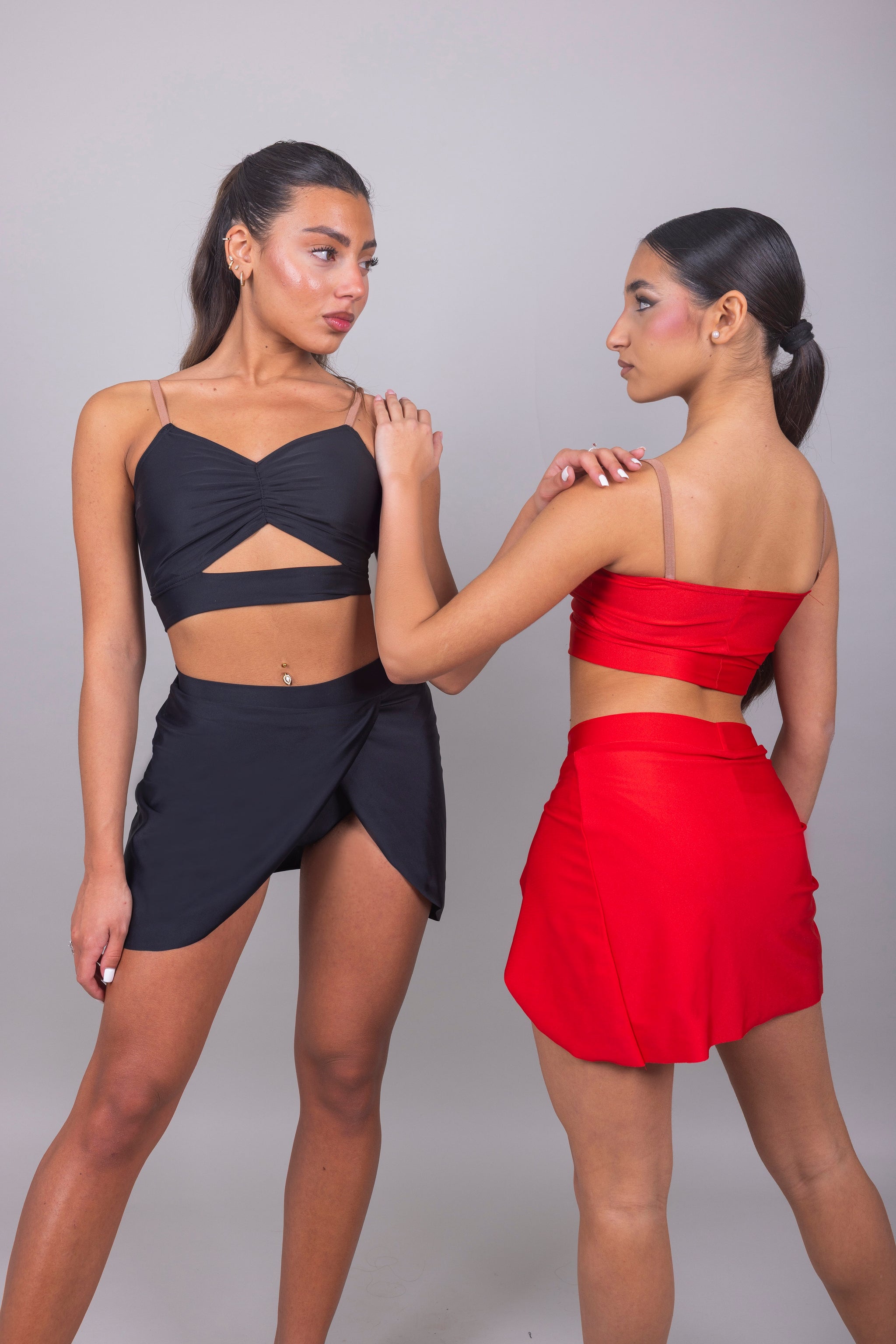 B2B - Mira – Top Latino Allenamento & Outfit